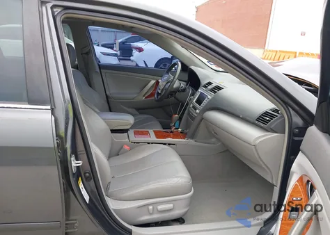 2010 Toyota Camry Hybrid from USA, damaged, VIN 4T1BB3EK5AU115083